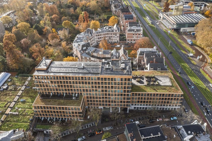 Photo 21 of Van Vollenhovenstraat 3-409