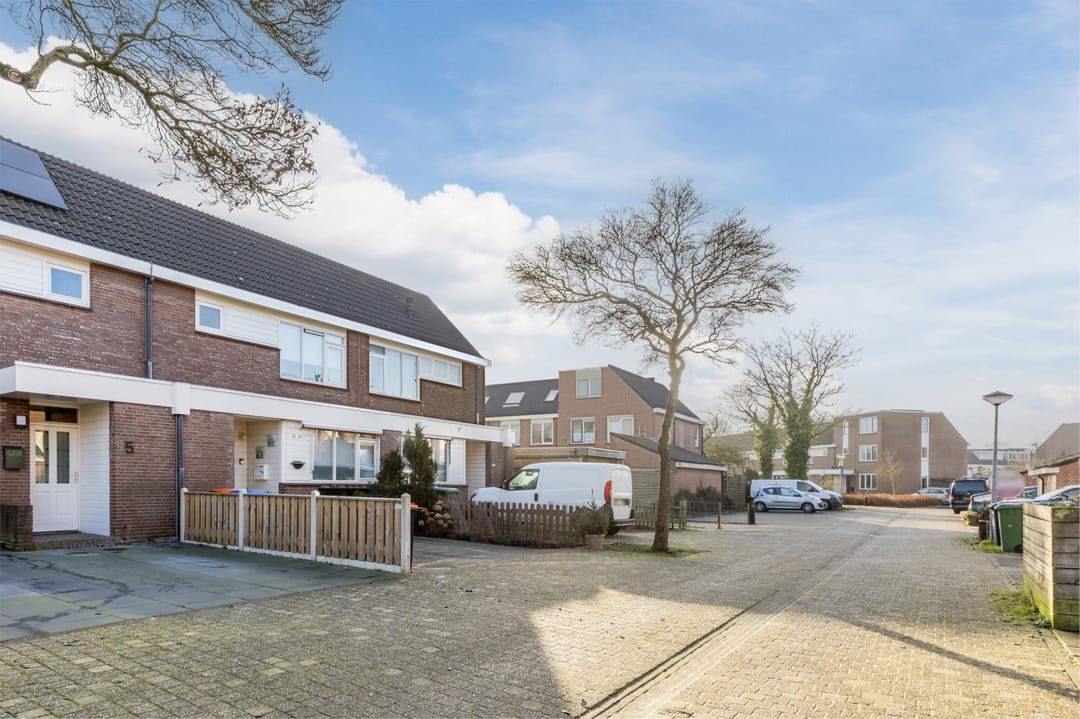 Foto 2 van Botter 32 5