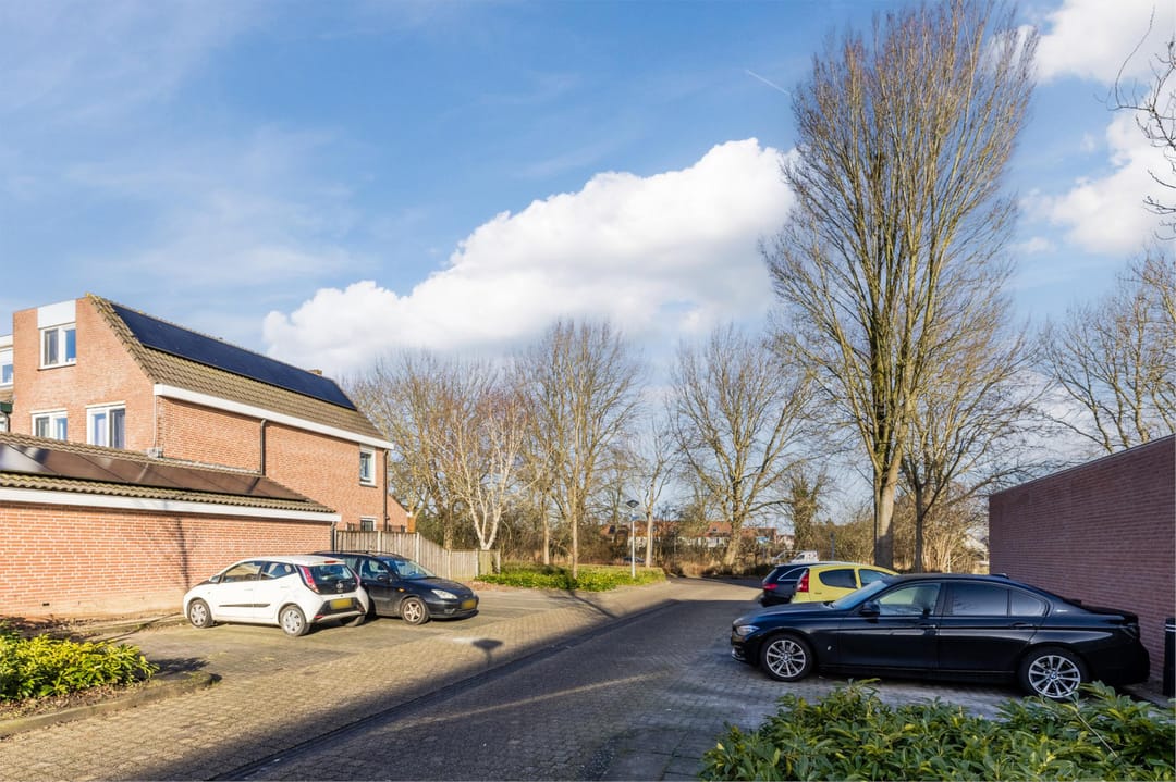 Foto 52 van Botter 32 5