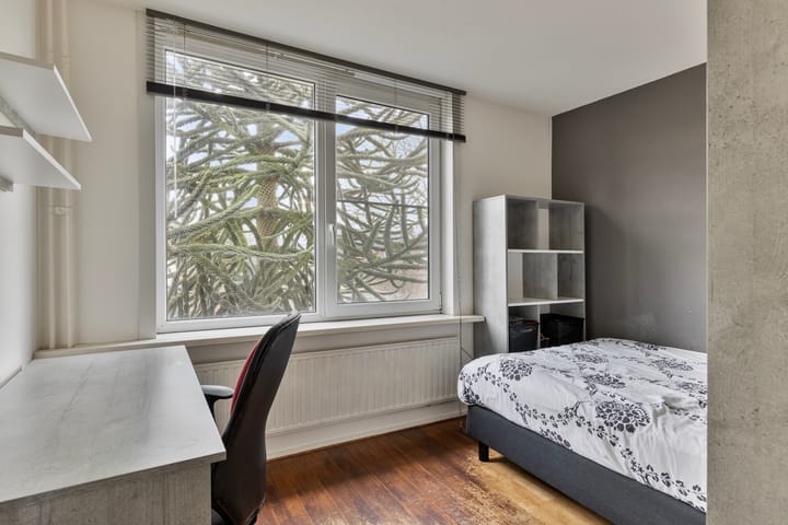 Foto 16 van Baronielaan 17