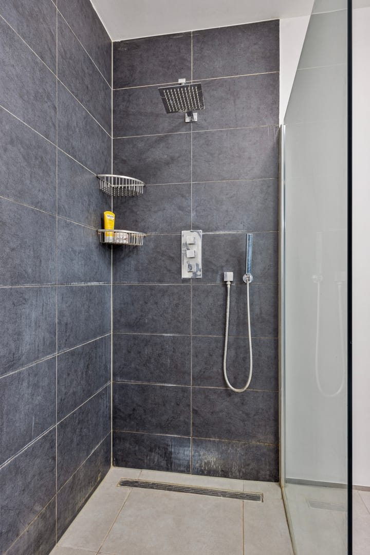 Foto 17 van Oeverzwaluw 52