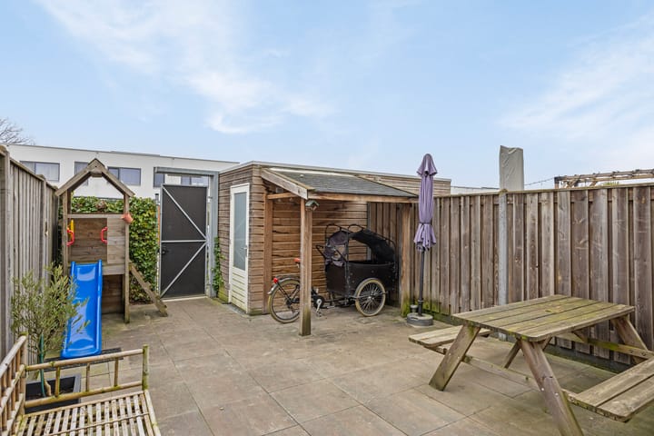 Foto 21 van Oeverzwaluw 52