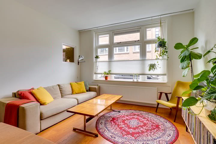 Photo 2 of Nieuwravenstraat 21