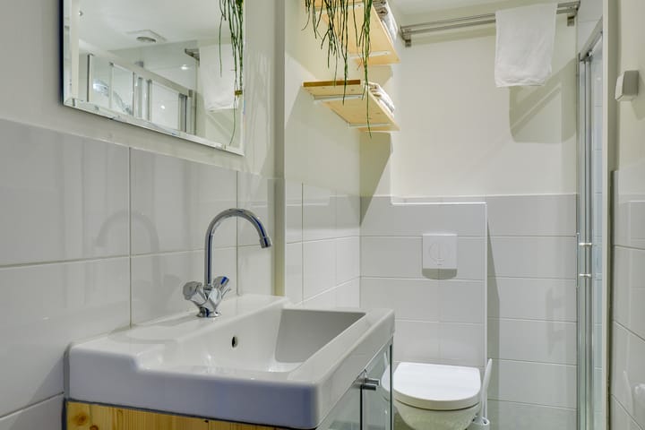 Photo 13 of Nieuwravenstraat 21