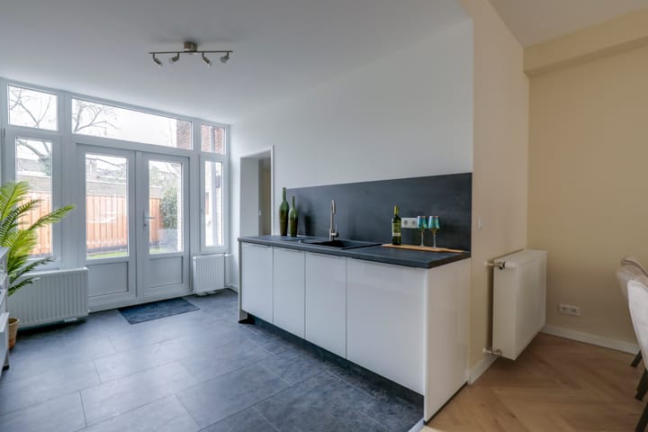 Foto 6 van Egelantierstraat 2