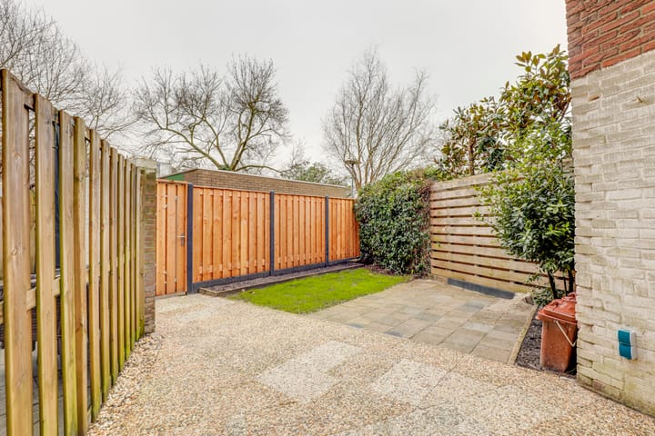 Foto 38 van Egelantierstraat 2