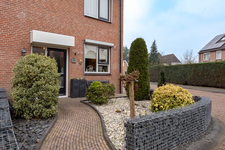 Photo 3 of Vale Ouwelaan 130