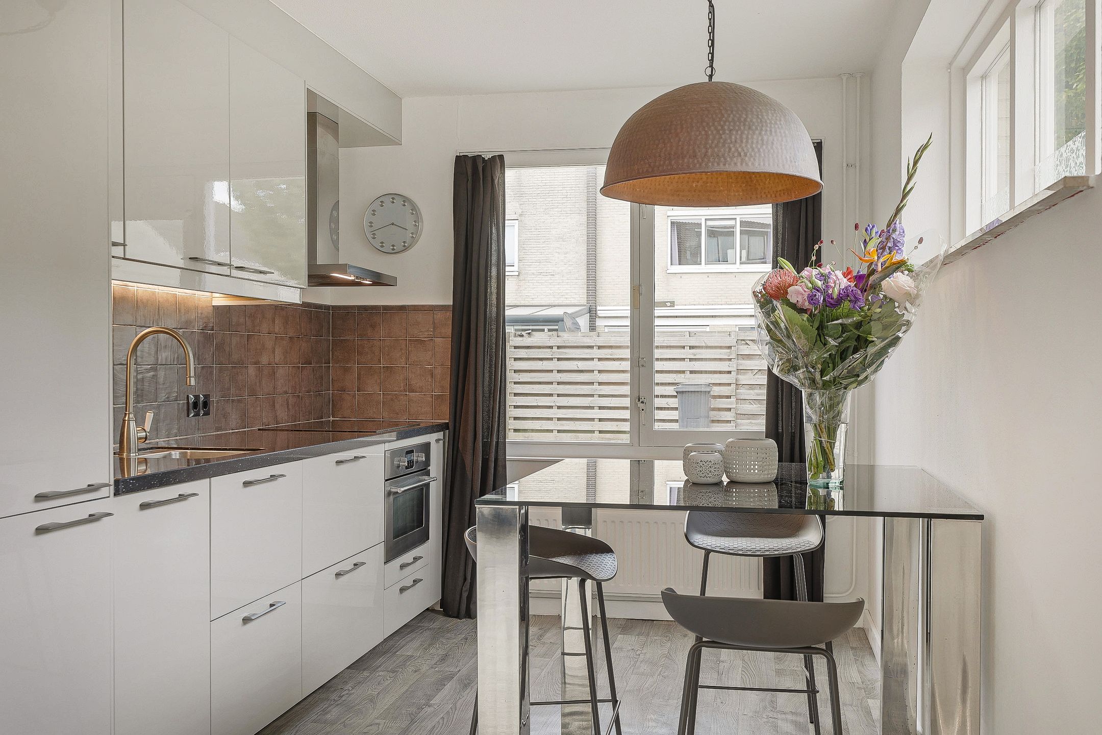 Foto 9 van J.G. Suurhoffstraat 101