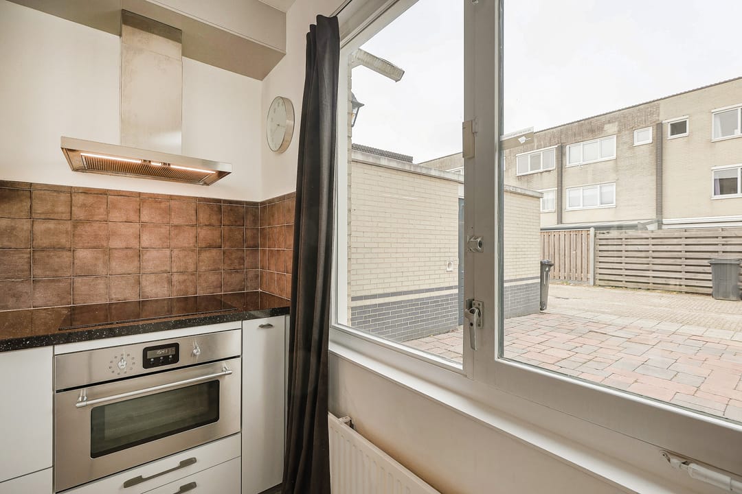 Foto 11 van J.G. Suurhoffstraat 101