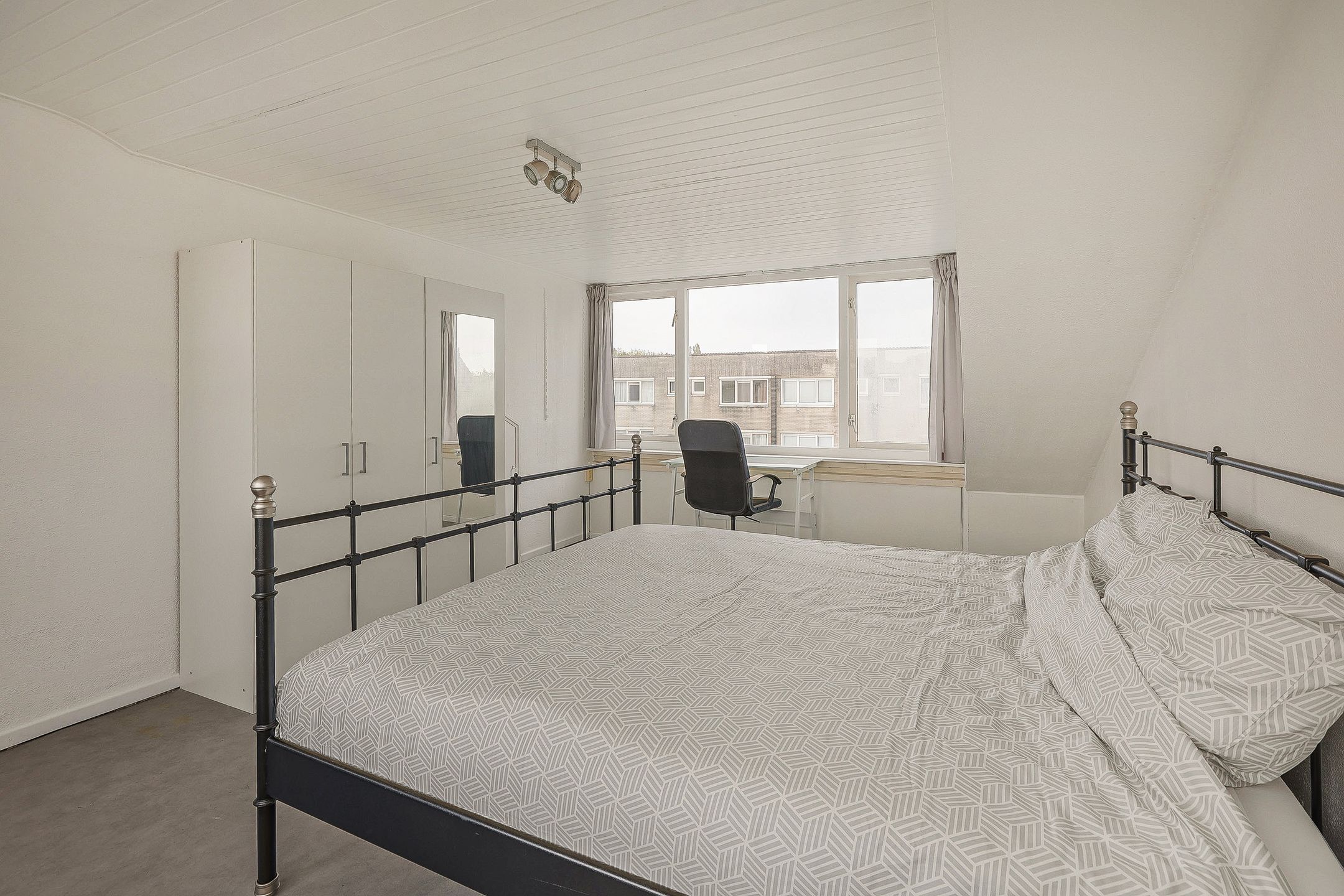 Foto 21 van J.G. Suurhoffstraat 101