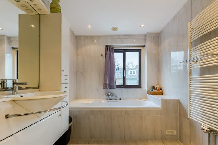 Foto 32 van Tesselschadelaan 1