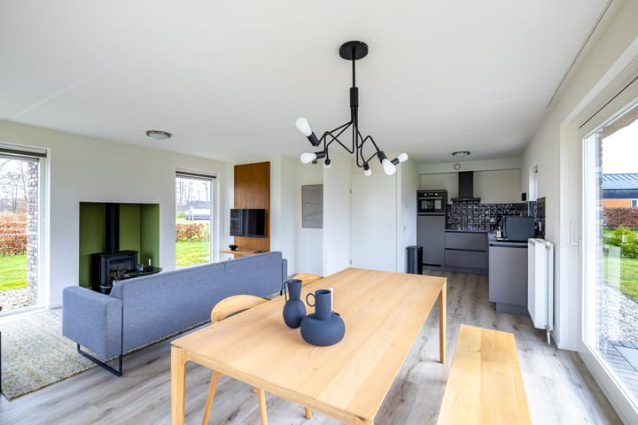 Foto 19 van Zuidlaarderweg 37-106