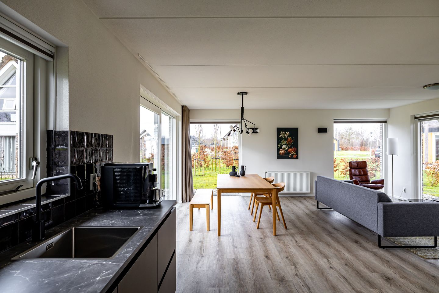 Foto 25 van Zuidlaarderweg 37-106