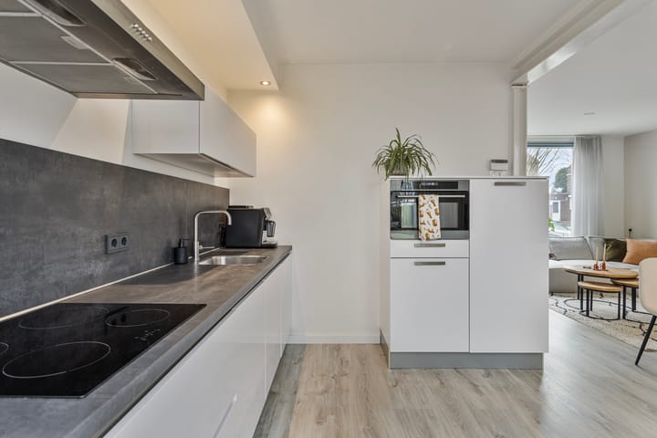 Foto 14 van Past Daemenstraat 10