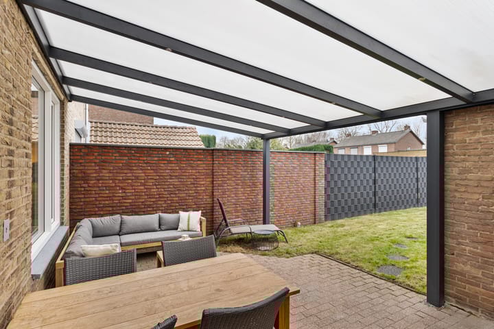 Foto 15 van Past Daemenstraat 10