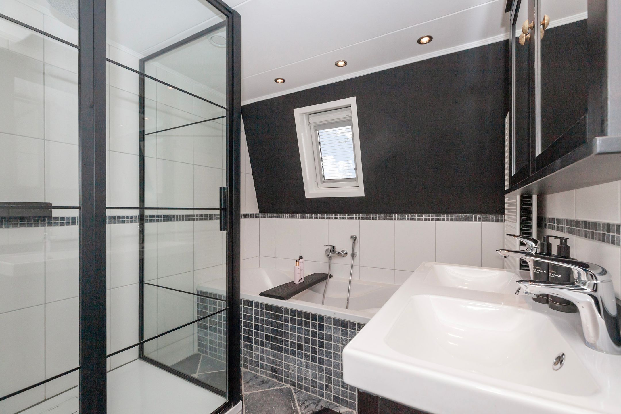 Foto 33 van Fop Smitstraat 33