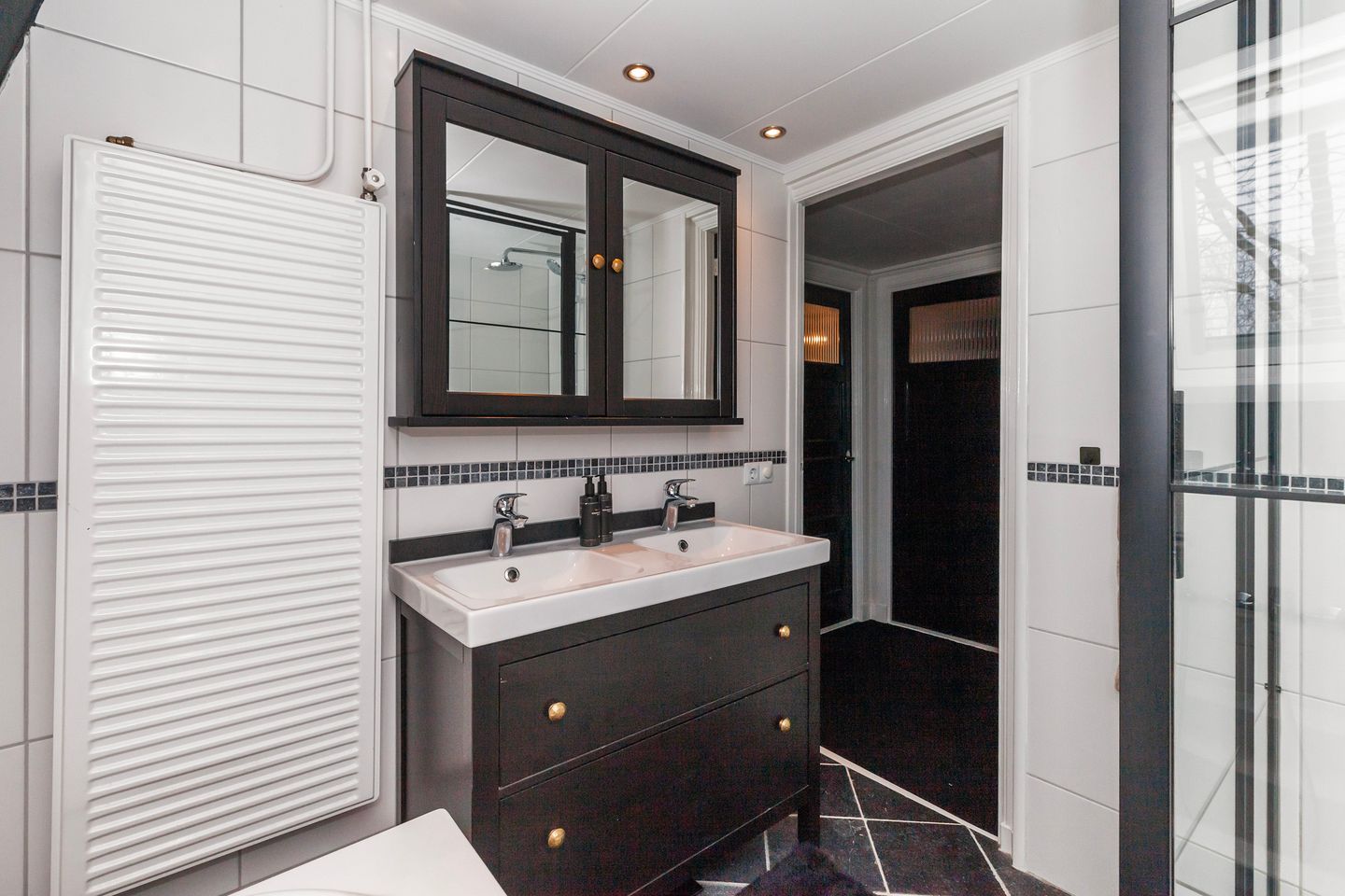 Foto 35 van Fop Smitstraat 33