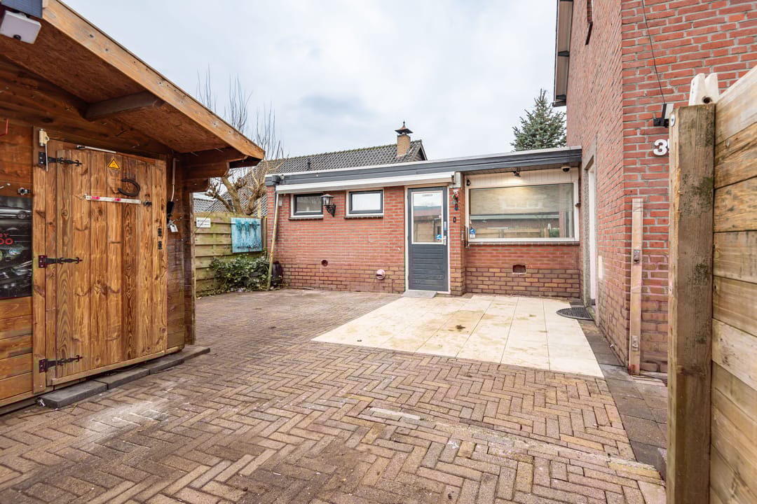 Foto 2 van Industrieweg 35