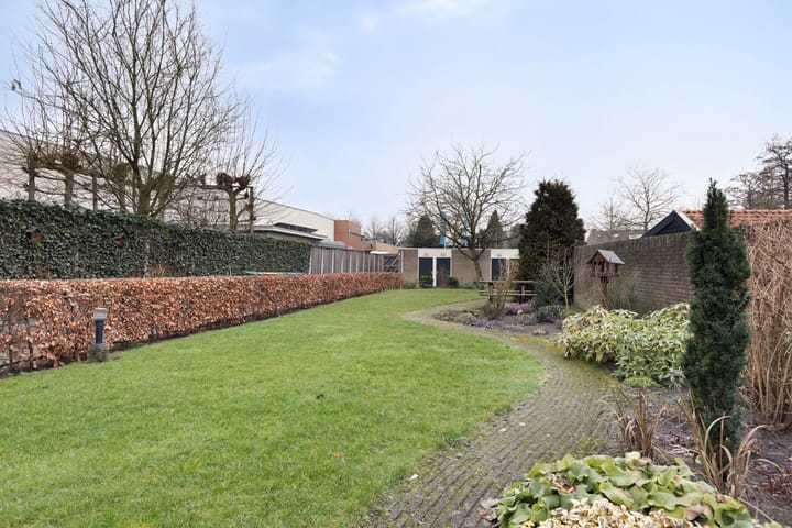 Foto 24 van Haagweg 476