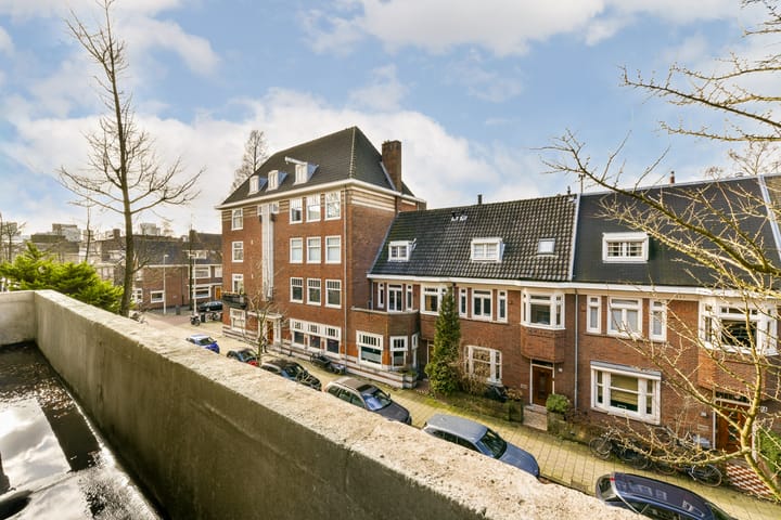 Photo 22 of Albrecht Dürerstraat 13-2