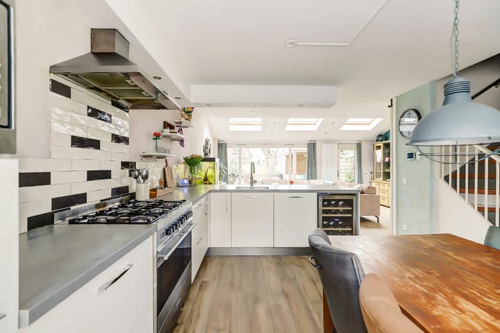 Foto 12 van Hoekerkade 85