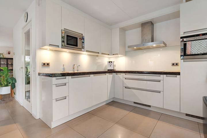 Foto 23 van Van Leeuwenhoeklaan 51