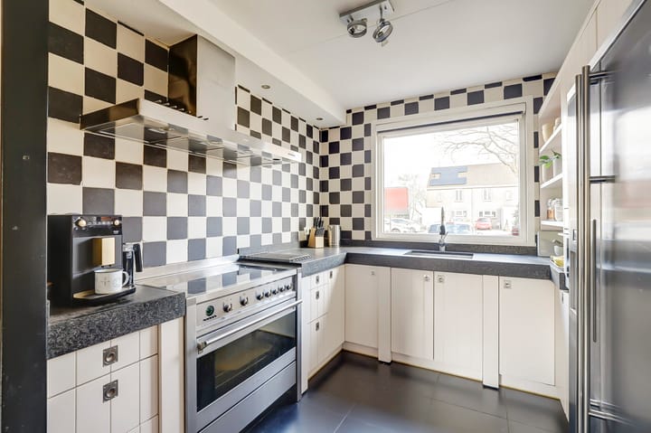 Foto 11 van Aristotelestuin 21