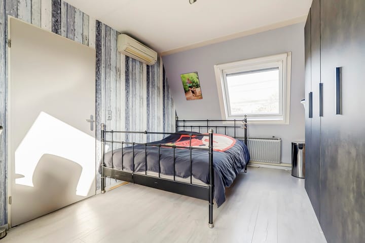 Foto 27 van Aristotelestuin 21