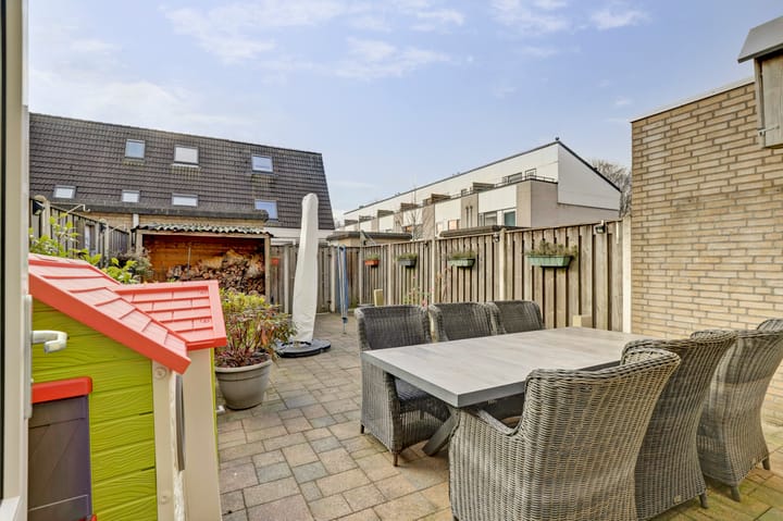 Foto 30 van Aristotelestuin 21