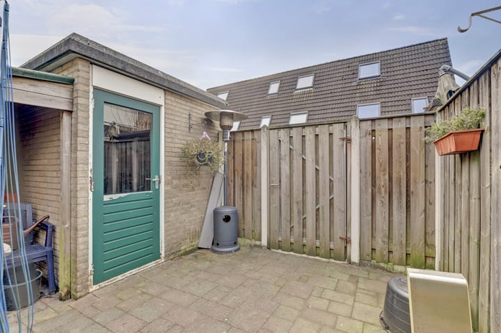 Foto 33 van Aristotelestuin 21