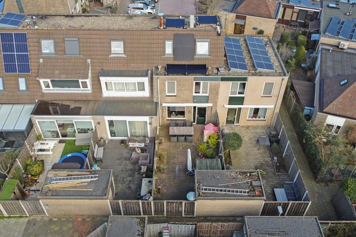 Foto 39 van Aristotelestuin 21