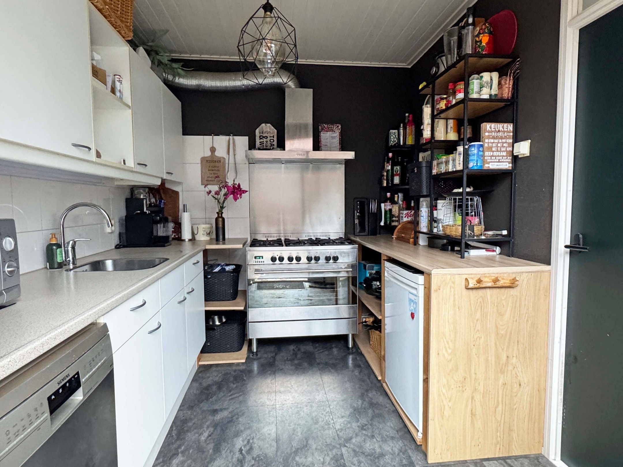 Foto 24 van van den Boetzelaerlaan 22