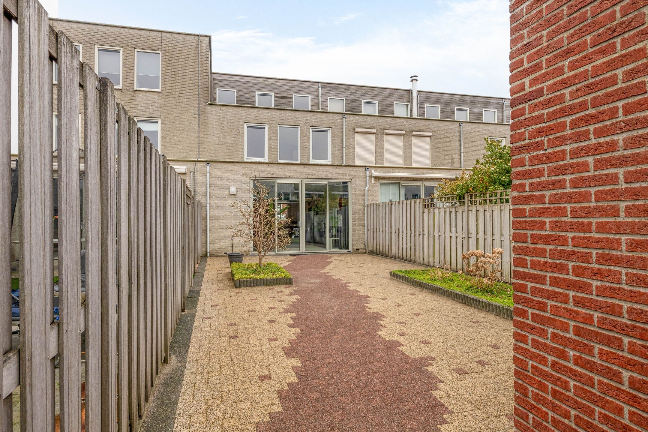 Foto 21 van Hazerswoudestraat 99