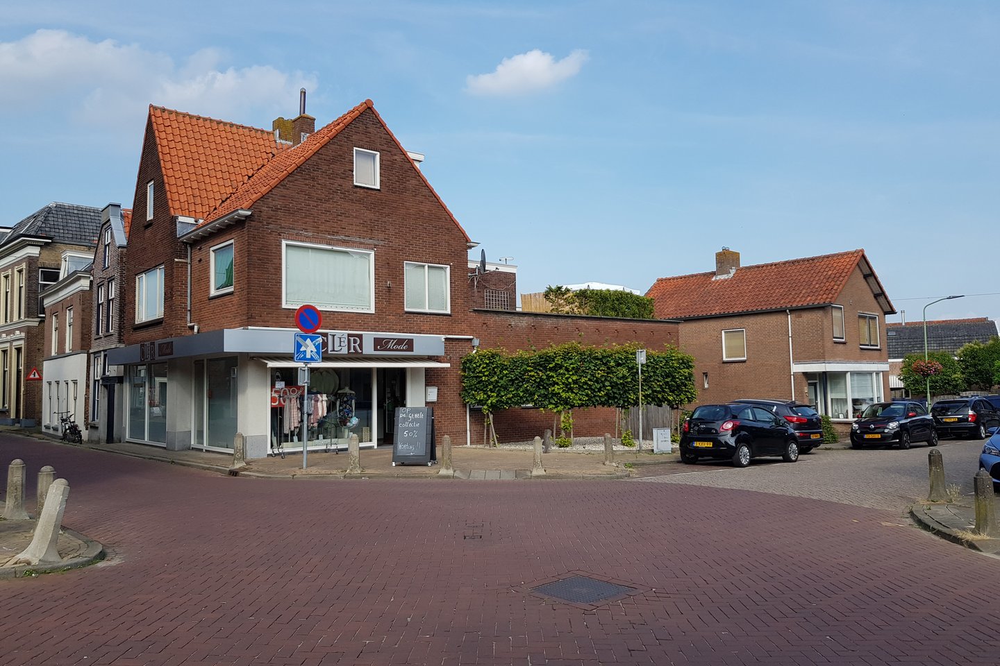 View photo 1 of Kruisstraat 2