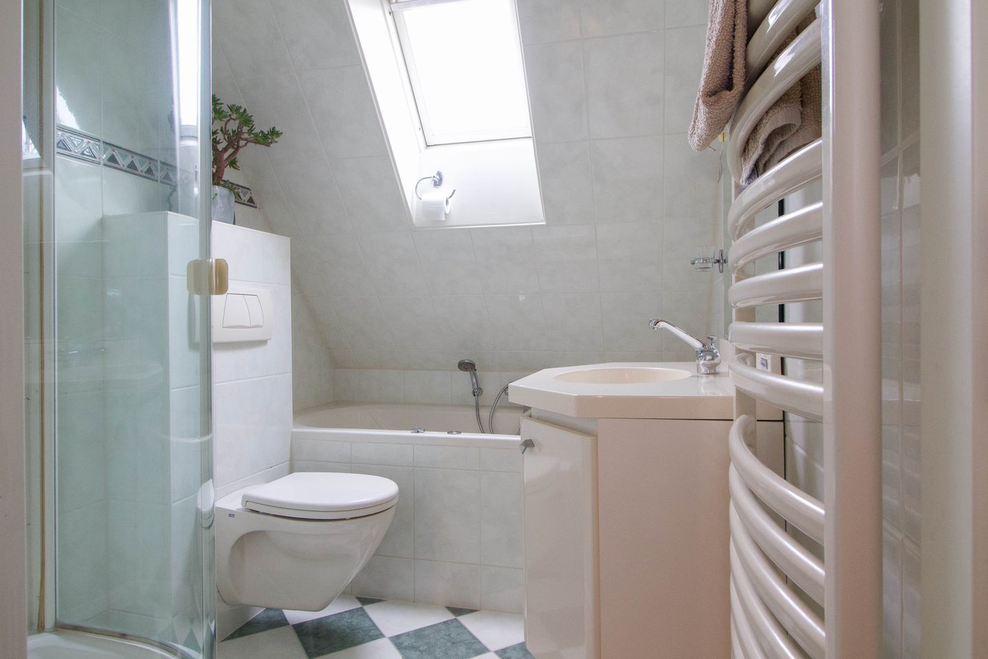 Foto 20 van Zwaluw 32