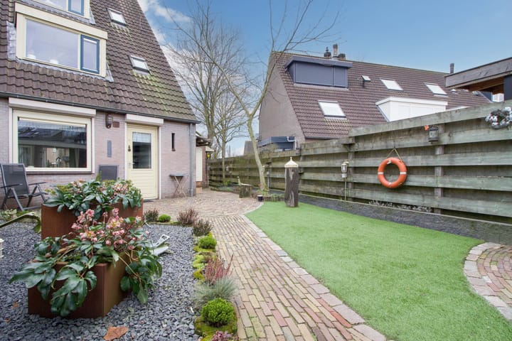 Foto 29 van Zwaluw 32