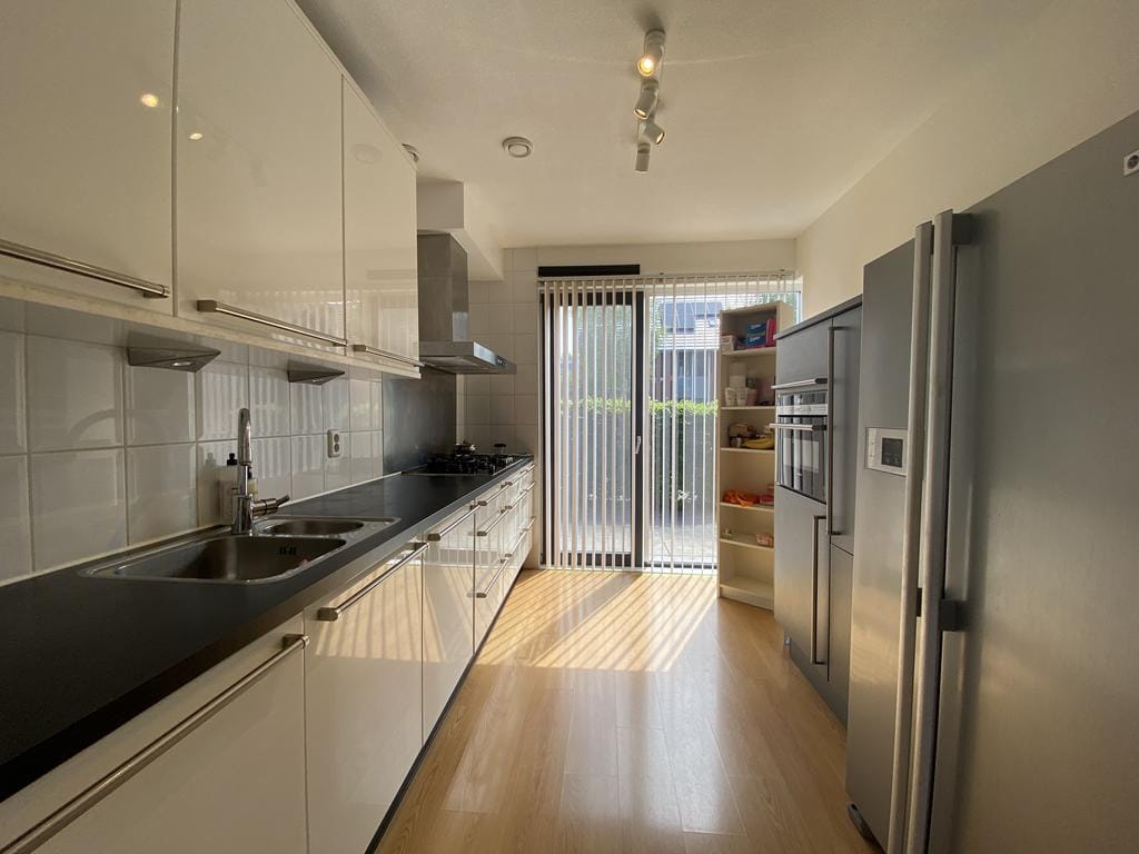 Photo 4 of Korenbloemlaan 76