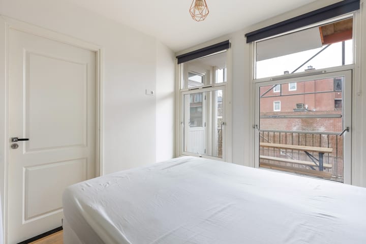 Foto 12 van Ruyschstraat 70-2