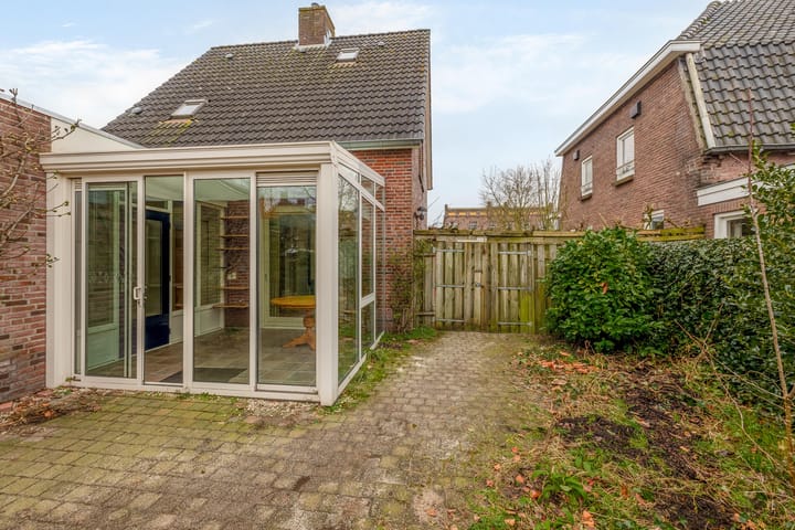 Foto 34 van Past. van Haarenstraat 20