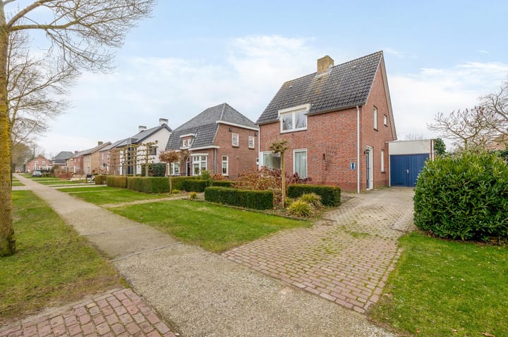 Foto 36 van Past. van Haarenstraat 20