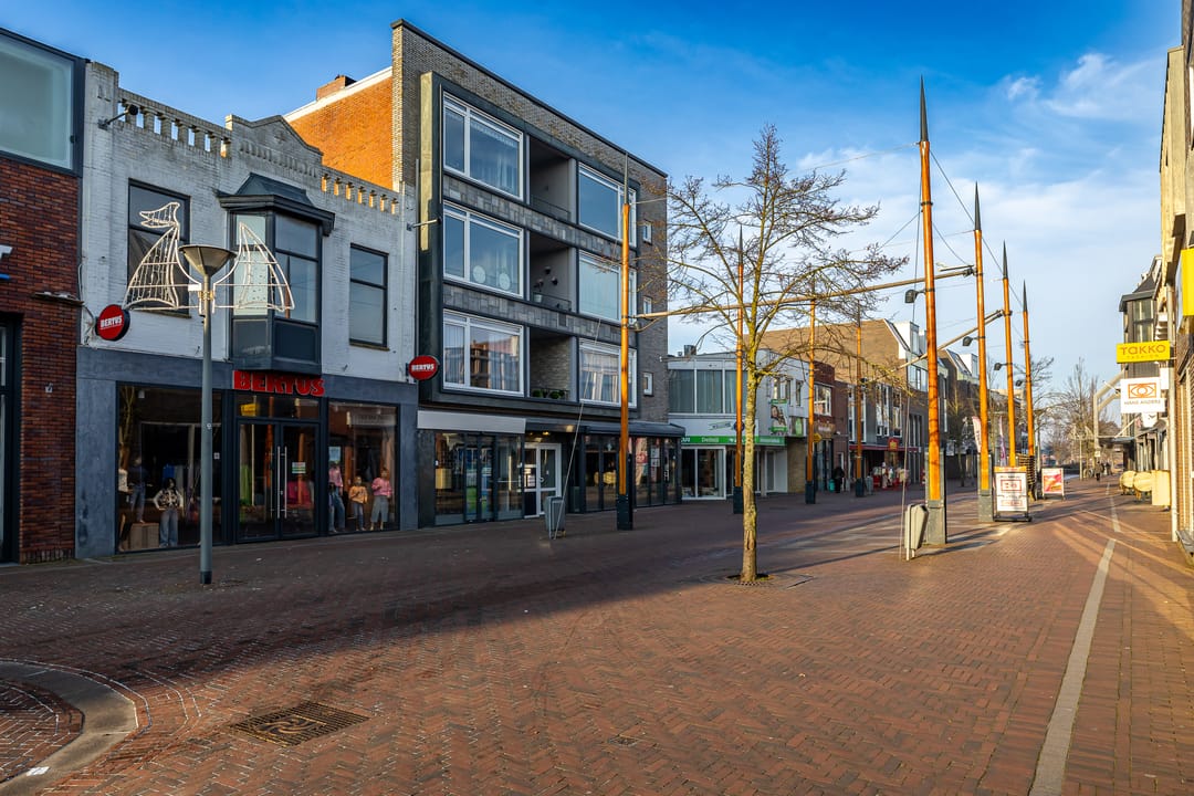 Foto 28 van Landstraat 52-C