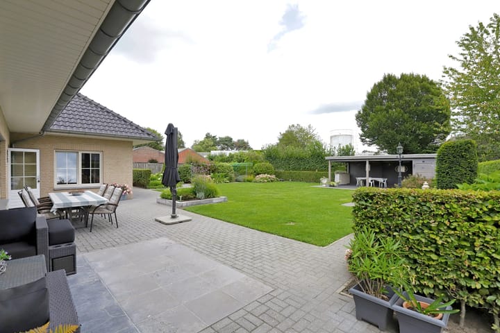 Foto 44 van Molenstraat 101