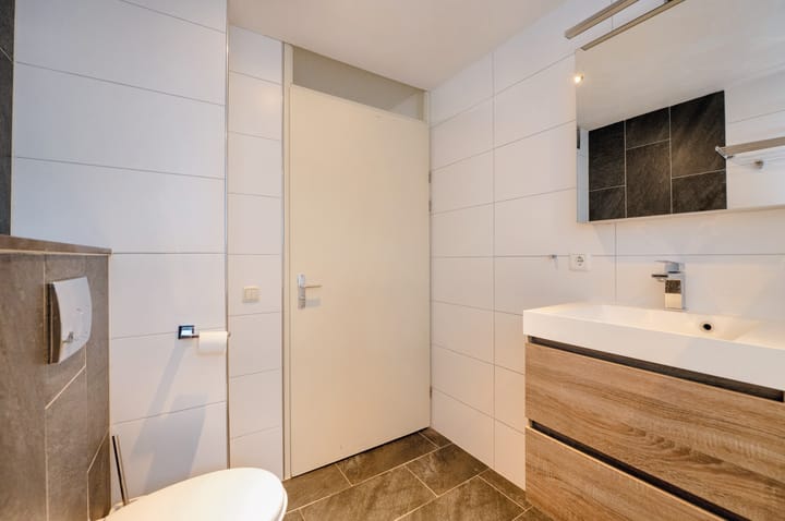 Foto 25 van Grolloostraat 4