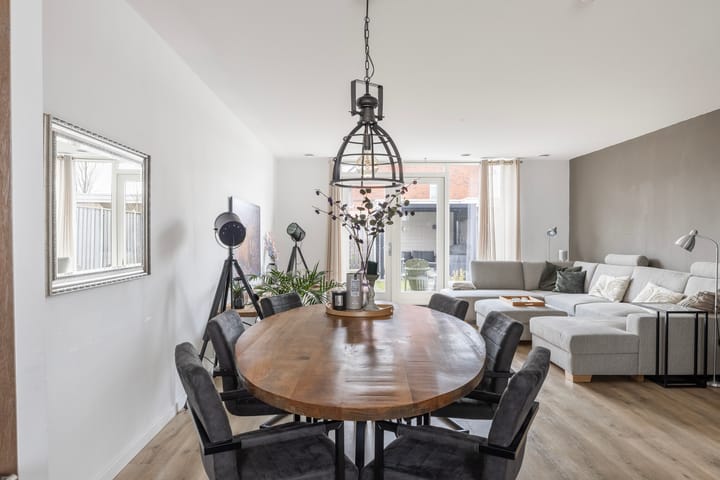 Photo 11 of Thorbeckelaan 74