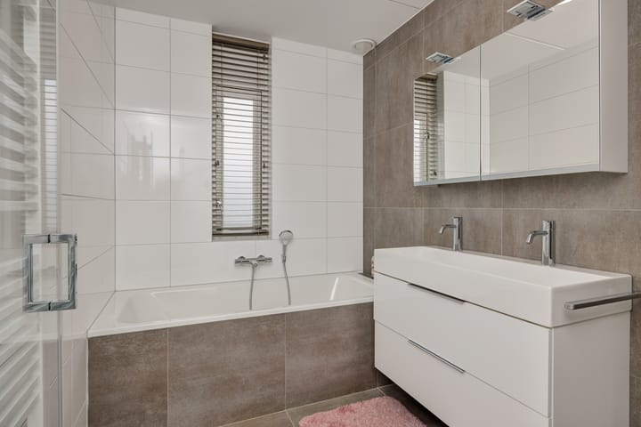 Foto 3 van Peelhorst 42