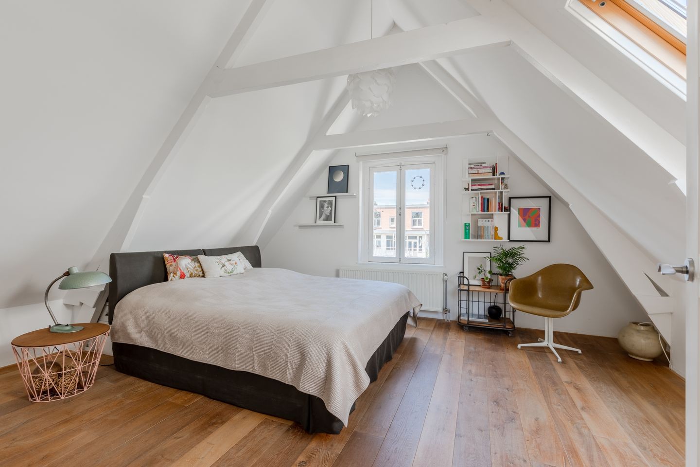 Foto 4 van Van Oldenbarneveldtstraat 14-3