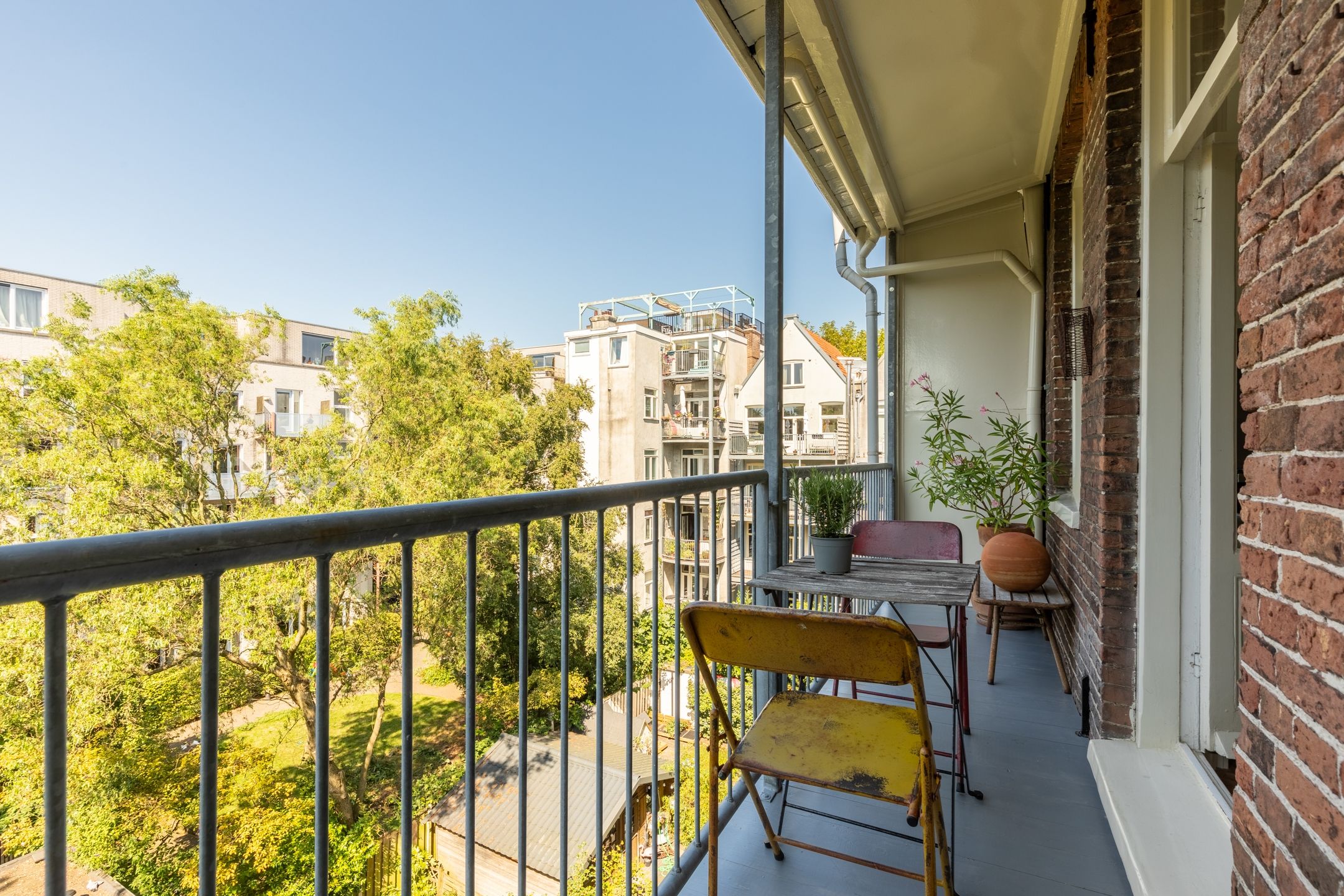 Foto 12 van Van Oldenbarneveldtstraat 14-3