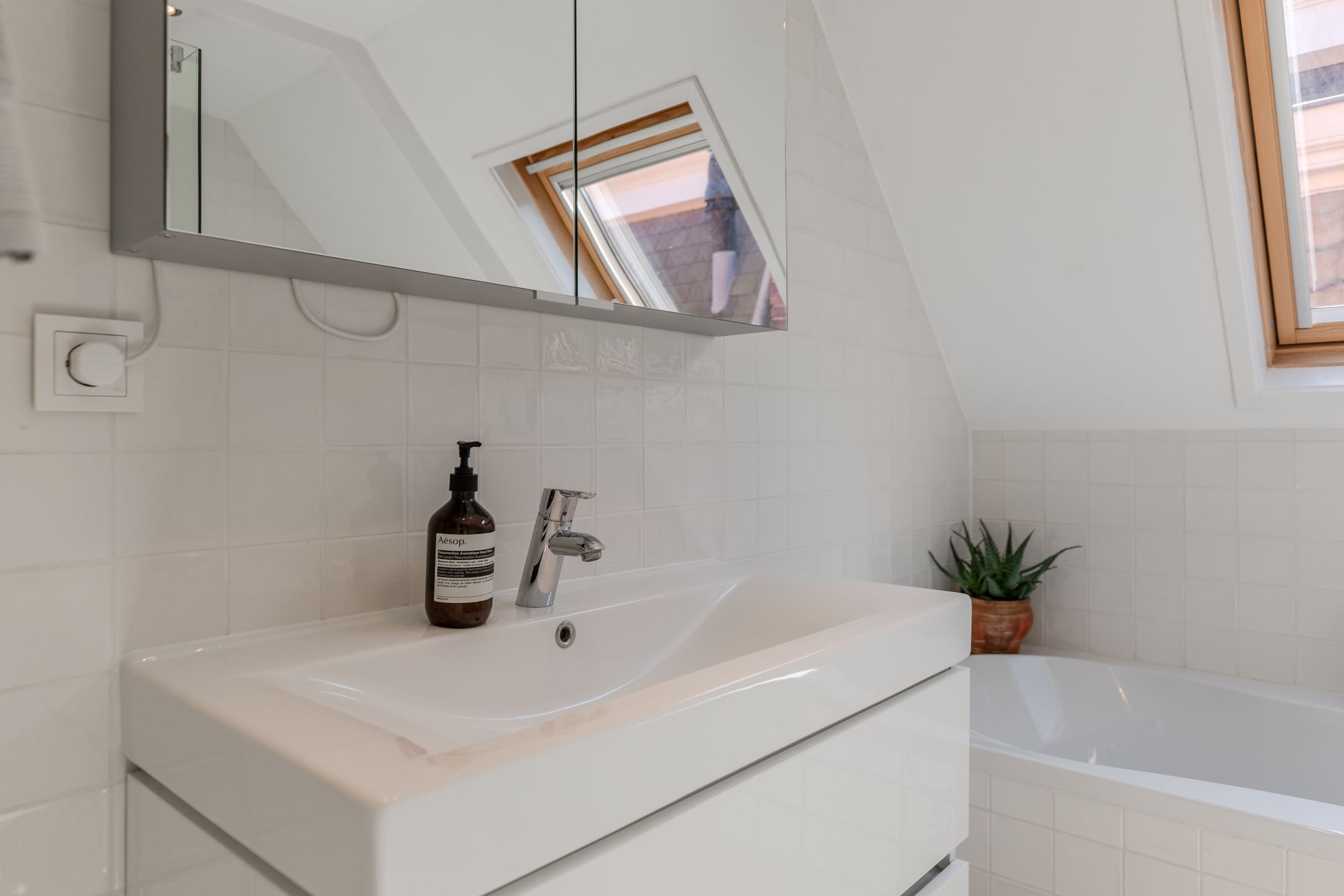 Foto 30 van Van Oldenbarneveldtstraat 14-3