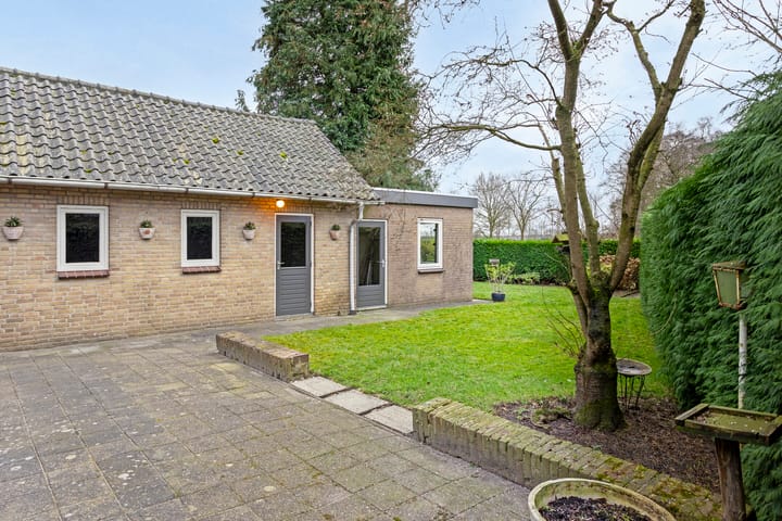 Foto 24 van Wijststraat 4