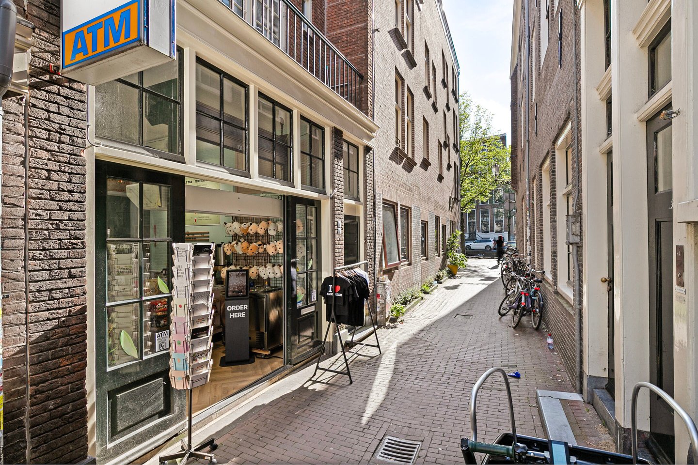 View photo 1 of Sint Annendwarsstraat 13